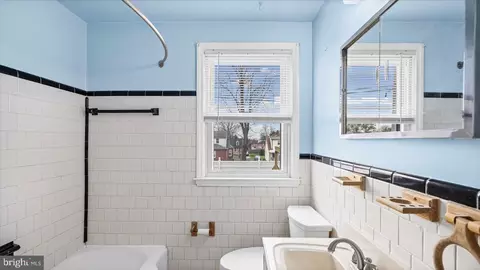 Bath - 1821 Weyburn Rd, Rosedale, MD 21237 photo 1 of 2