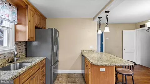 Entry Way - 1821 Weyburn Rd, Rosedale, MD 21237 photo 4 of 7