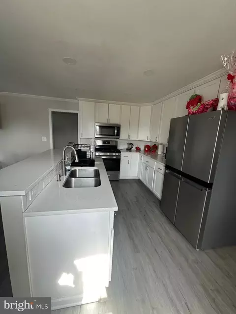Kitchen - 4427 Annapolis Rd, Halethorpe, MD 21227 photo 1 of 1