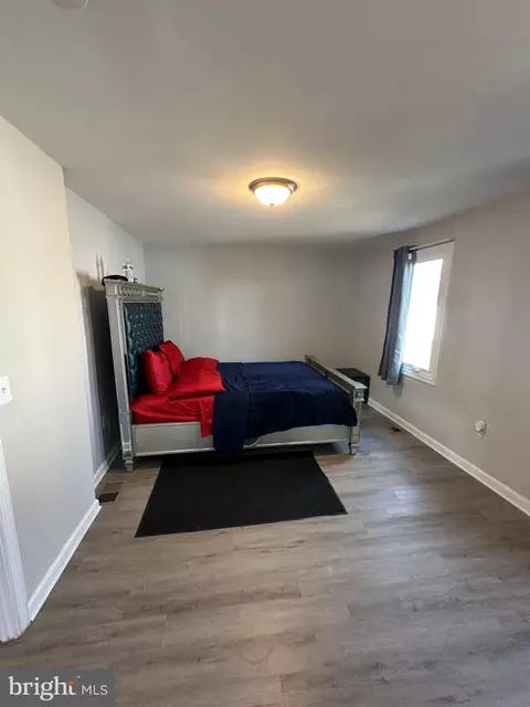 Bedroom - 4427 Annapolis Rd, Halethorpe, MD 21227 photo 3 of 4