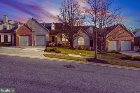4223 Chastetree Ct, Pikesville, MD 21208
