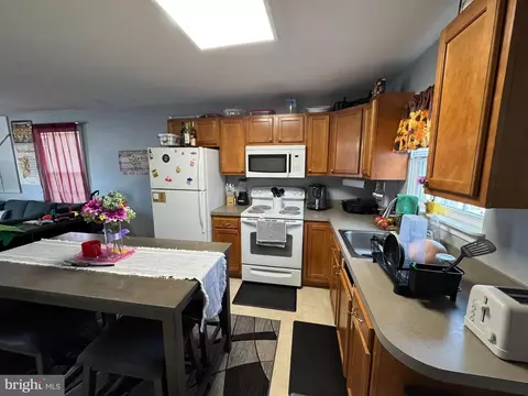 Kitchen - 9215 9217 Todd, Sparrows Point, MD 21219 photo 2 of 2