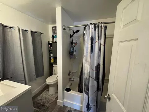 Bath - 9215 9217 Todd, Sparrows Point, MD 21219 photo 3 of 5