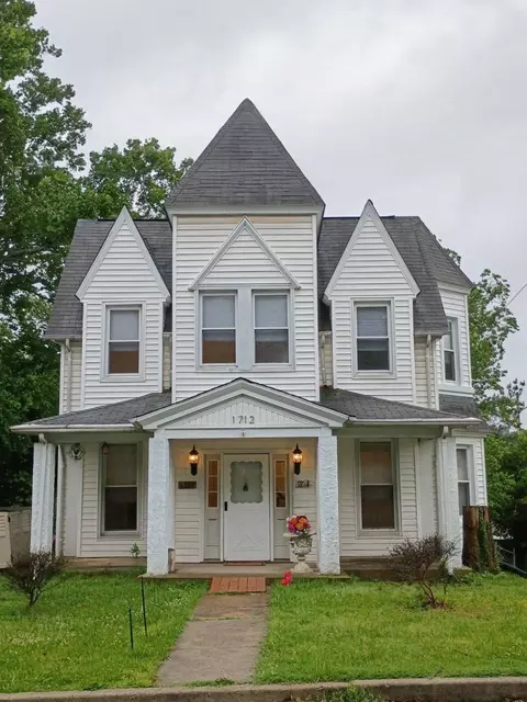 1712 Selma Ave, Halethorpe, MD 21227