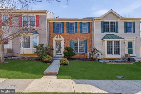 27 Foxmoor Ct, Owings Mills, MD 21117