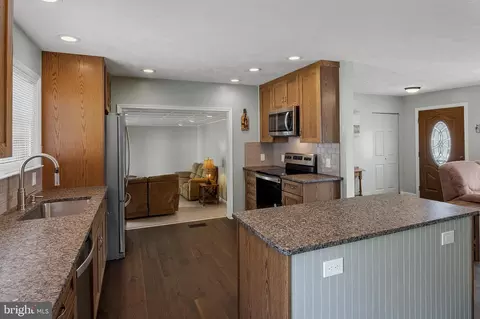 Kitchen - 12921 Bogby Rd, Middle River, MD 21220 photo 2 of 3
