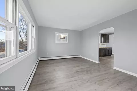 Living - 18 Armor Ct, Middle River, MD 21220 photo 1 of 3