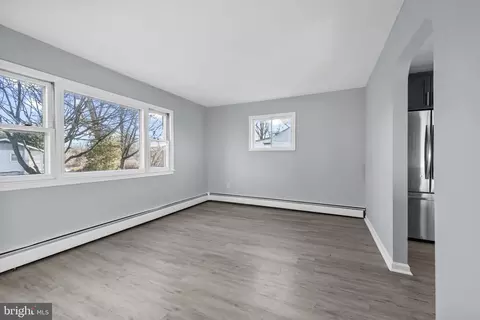 Living - 18 Armor Ct, Middle River, MD 21220 photo 3 of 3