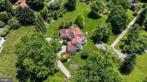 1507 Heather Hill Ln, Cockeysville, MD 21030