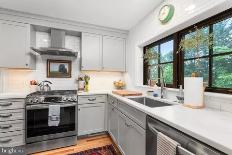 715 Morningside Dr, Towson, MD 21204 photo 11