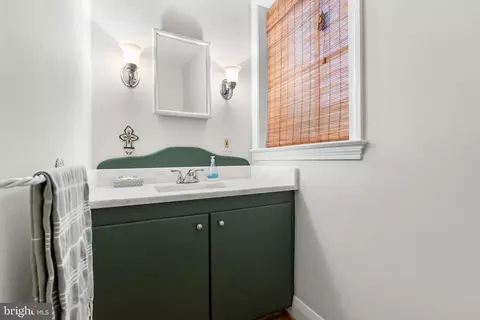 715 Morningside Dr, Towson, MD 21204 photo 9