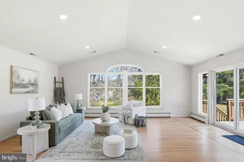 704 Chapel Ridge Rd, Lutherville Timonium, MD 21093