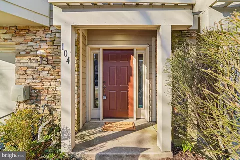 104 Lancefield Rd, Baltimore, MD 21209 photo 2