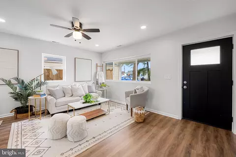 Entry Way - 103 Glider Dr, Middle River, MD 21220 photo 1 of 5