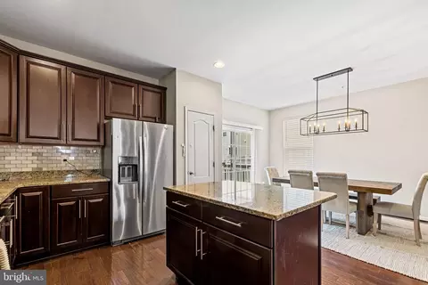 Kitchen - 901 Ramble Run Rd, Middle River, MD 21220 photo 6 of 6