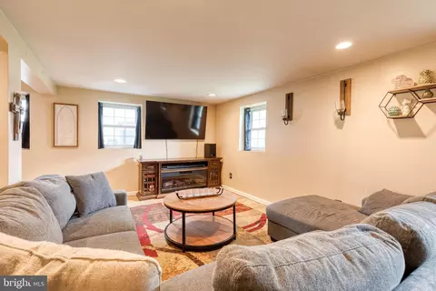 13108 Choptank Rd, Middle River, MD 21220 photo 17
