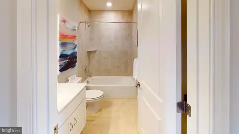 Entry Way - 11260 Davisar Rd #88, White Marsh, MD 21162 photo 22 of 28