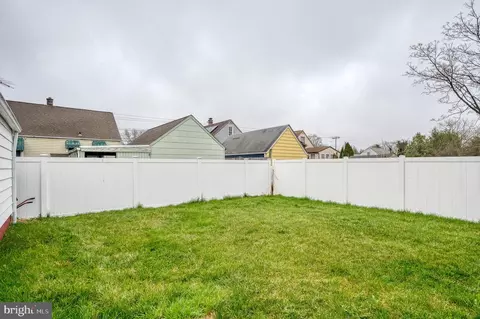 Exterior - 94 Avalon Ave, Dundalk, MD 21222 photo 7 of 9