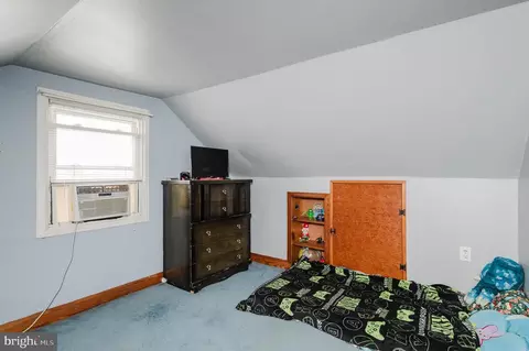 Bedroom - 94 Avalon Ave, Dundalk, MD 21222 photo 3 of 11