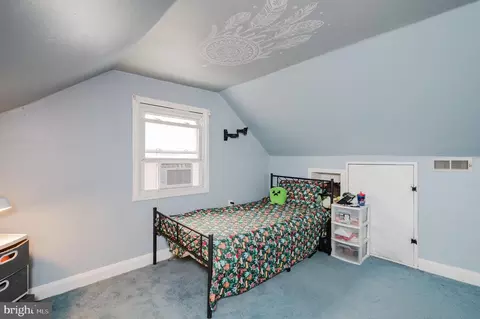 Bedroom - 94 Avalon Ave, Dundalk, MD 21222 photo 6 of 11