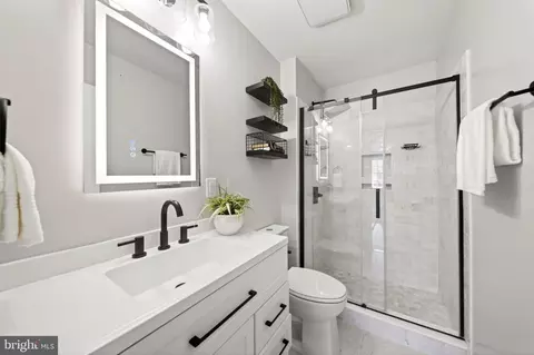 Bath - 9331 Oak White Rd, Nottingham, MD 21236 photo 1 of 3