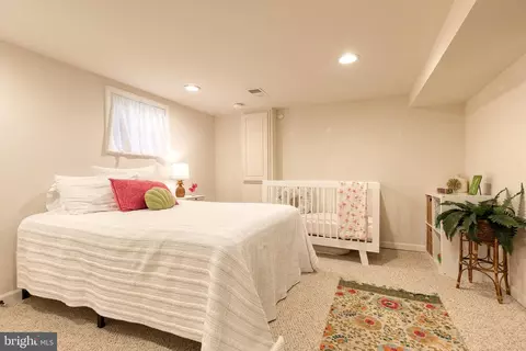 Bedroom - 6504 Maplewood Rd, Baltimore, MD 21212 photo 3 of 3