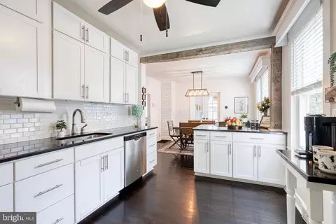 Kitchen - 6504 Maplewood Rd, Baltimore, MD 21212 photo 3 of 4