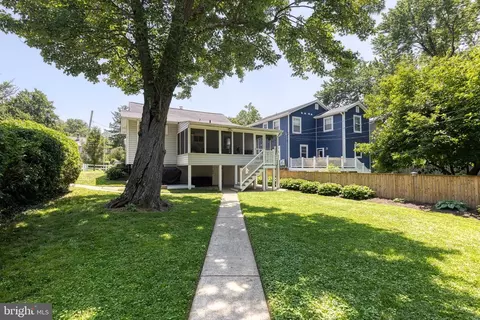 Exterior - 6504 Maplewood Rd, Baltimore, MD 21212 photo 11 of 15