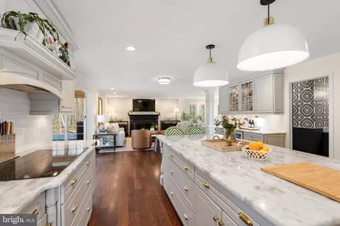 Kitchen - 3618 Jackson Cabin Rd, Phoenix, MD 21131 photo 2 of 6