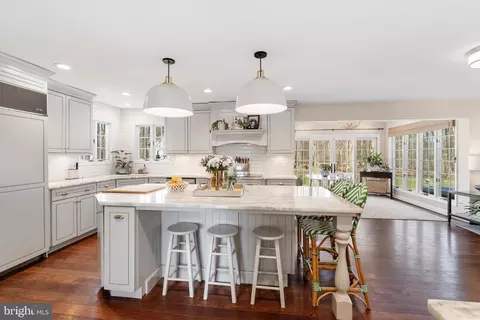 Kitchen - 3618 Jackson Cabin Rd, Phoenix, MD 21131 photo 3 of 6