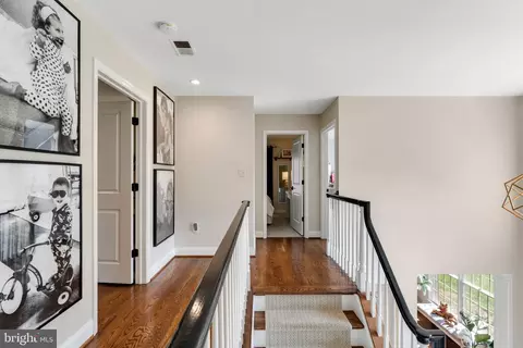 Entry Way - 3618 Jackson Cabin Rd, Phoenix, MD 21131 photo 8 of 9