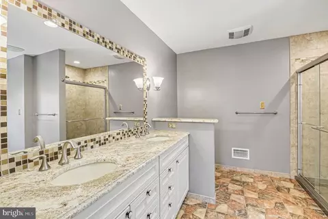 Bath - 13800 Cripplegate Rd, Phoenix, MD 21131 photo 1 of 4