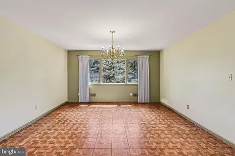 Living - 13800 Cripplegate Rd, Phoenix, MD 21131 photo 9 of 9