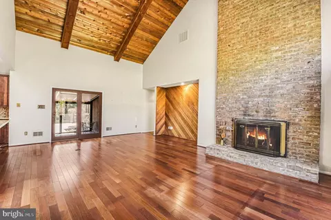 Living - 13800 Cripplegate Rd, Phoenix, MD 21131 photo 4 of 9