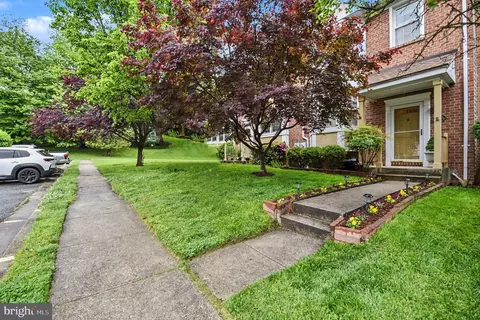 3006 N Branch Ln, Parkville, MD 21234