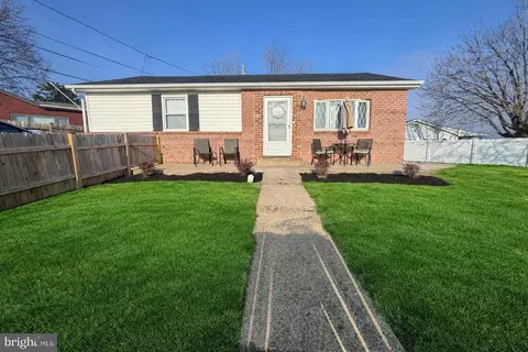 52 Longeron Dr, Middle River, MD 21220