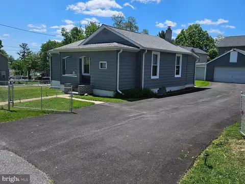 6608 Fairmount Ave, Baltimore, MD 21215