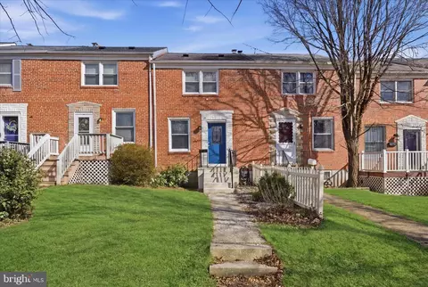 8521 Water Oak Rd, Parkville, MD 21234
