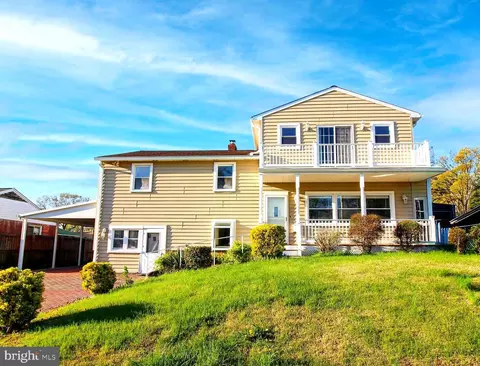 1920 Rollingwood Rd, Catonsville, MD 21228