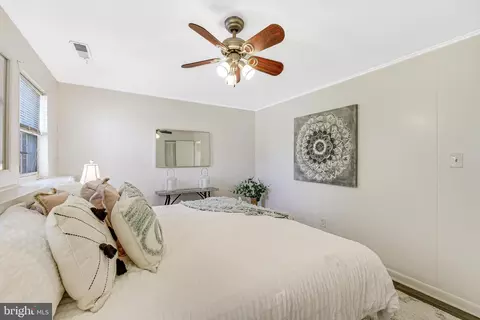 Bedroom - 5522 Mccormick Ave, Baltimore, MD 21206 photo 6 of 7