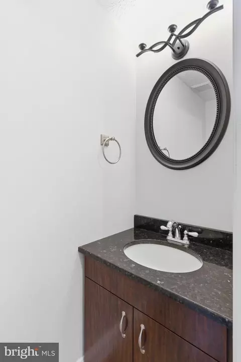 Bath - 8 Primrose Ct, Parkville, MD 21234 photo 1 of 2