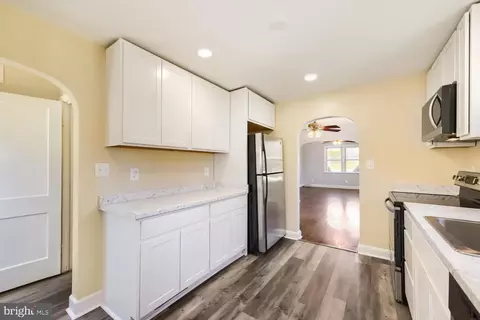 Entry Way - 4425 E Joppa Rd, Perry Hall, MD 21128 photo 1 of 5