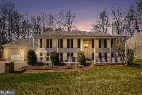 9422 Gunview Rd, Nottingham, MD 21236