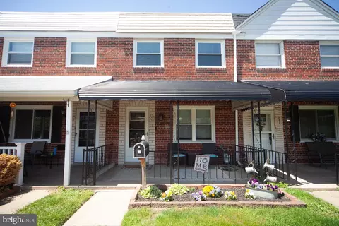2215 Searles Rd, Dundalk, MD 21222
