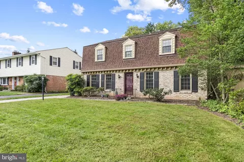 7918 H Ruxway Rd, Towson, MD 21204