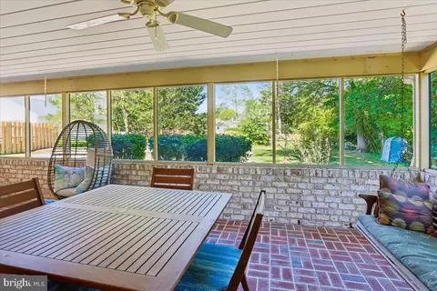7918 H Ruxway Rd, Towson, MD 21204