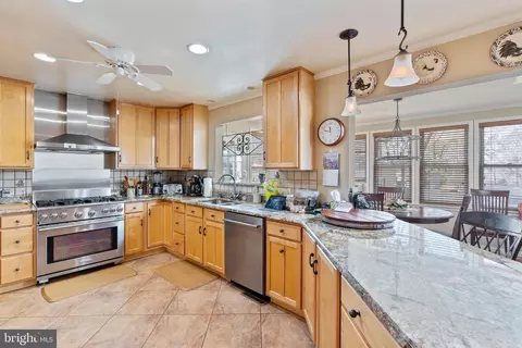 Kitchen - 14210 Manor Rd, Phoenix, MD 21131 photo 3 of 8