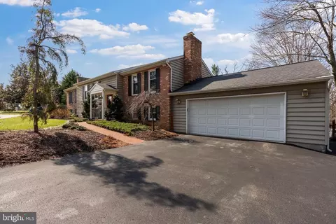 Exterior - 14210 Manor Rd, Phoenix, MD 21131 photo 7 of 12