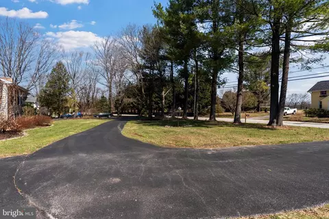 Exterior - 14210 Manor Rd, Phoenix, MD 21131 photo 11 of 12