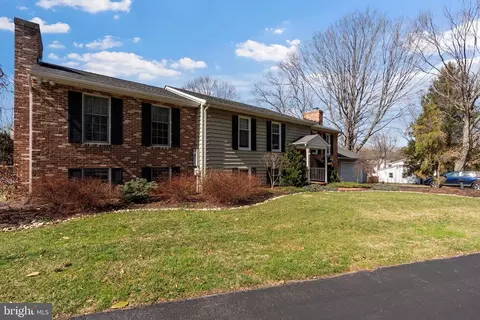 Exterior - 14210 Manor Rd, Phoenix, MD 21131 photo 10 of 12